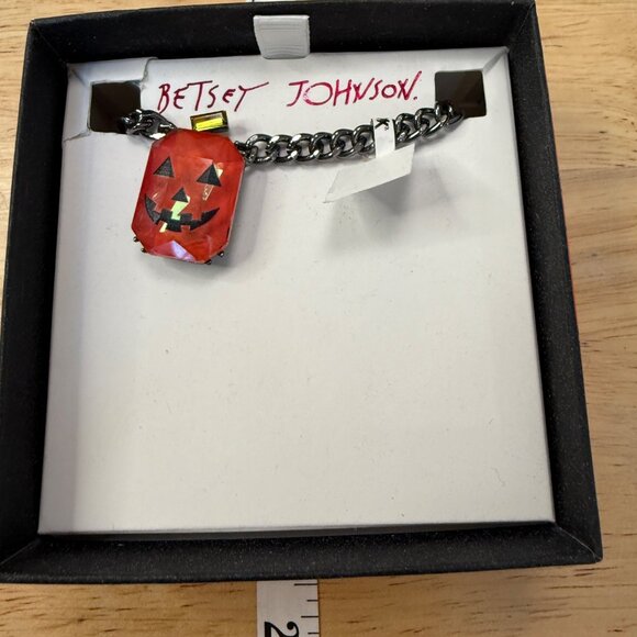 Betsey Johnson Jack-O-Lantern Necklace With Pumpkin Charm & Mixed Metal Chain - Picture 2 of 10